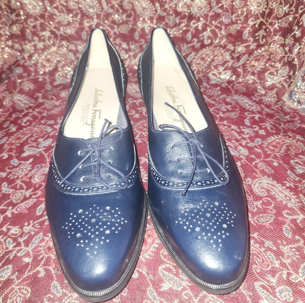Salvatore Ferragamo Navy Lace Up Loafers With Brogue Detal Size 10 B